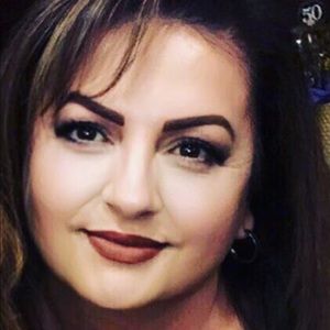 Meet your Posher, Aracely